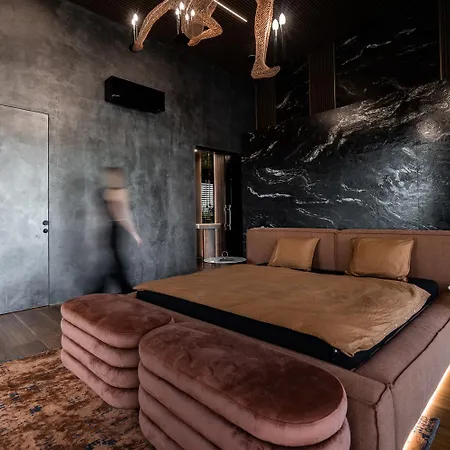 فيلة Chandelier Sky Mansion - Express