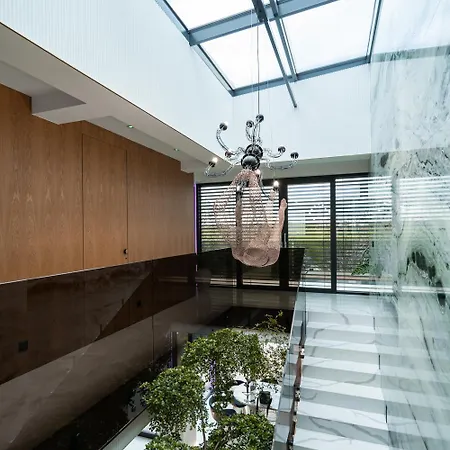 Chandelier Sky Mansion - Express فيلة